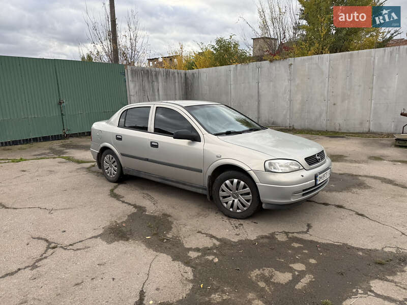 Седан Opel Astra 2007 в Житомире фото 2 Седан Opel Astra 2007 в Житомире