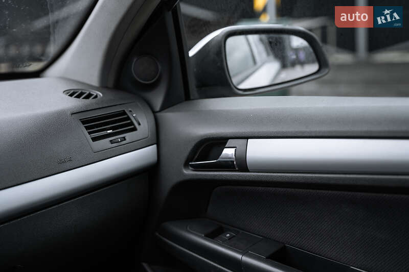 Універсал Opel Astra 2004 в Полтаві фото 17 Універсал Opel Astra 2004 в Полтаві