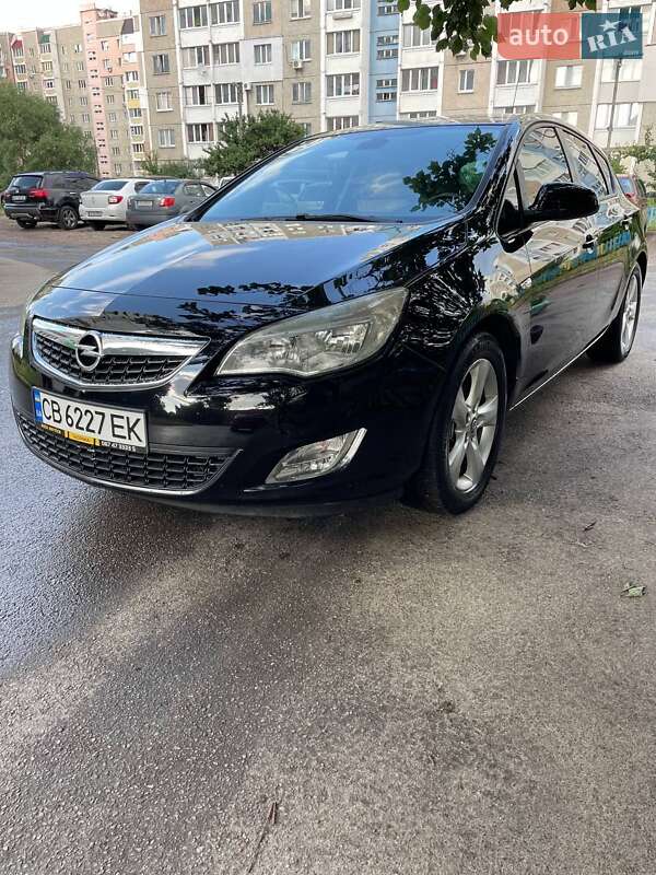 Хэтчбек Opel Astra 2011 в Чернигове фото 7 Хэтчбек Opel Astra 2011 в Чернигове