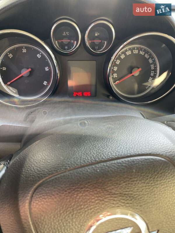 Хэтчбек Opel Astra 2011 в Чернигове фото 13 Хэтчбек Opel Astra 2011 в Чернигове