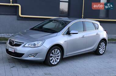Хетчбек Opel Astra 2011 в Львові