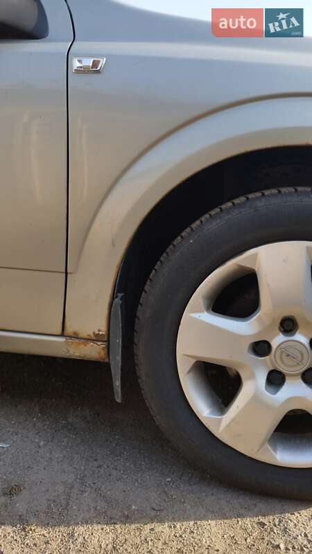 Хэтчбек Opel Astra 2006 в Киеве