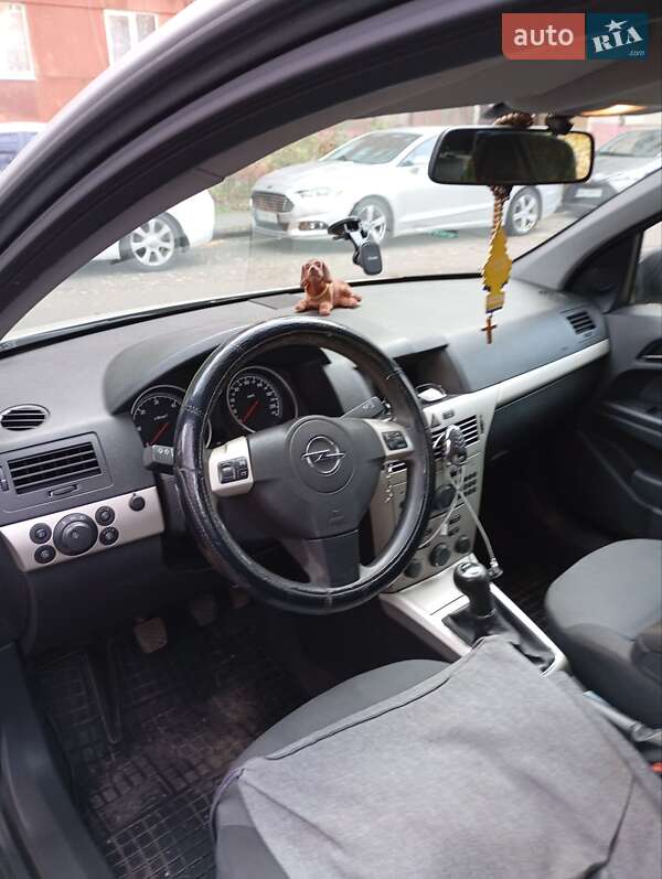 Универсал Opel Astra 2007 в Львове