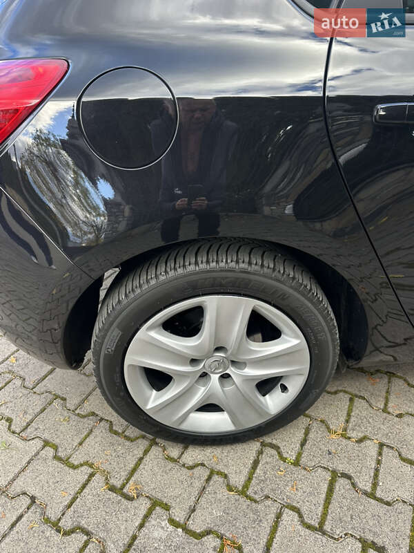 Хэтчбек Opel Astra 2010 в Надворной фото 40 Хэтчбек Opel Astra 2010 в Надворной