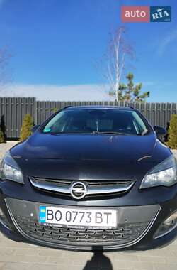 Универсал Opel Astra 2013 в Тернополе