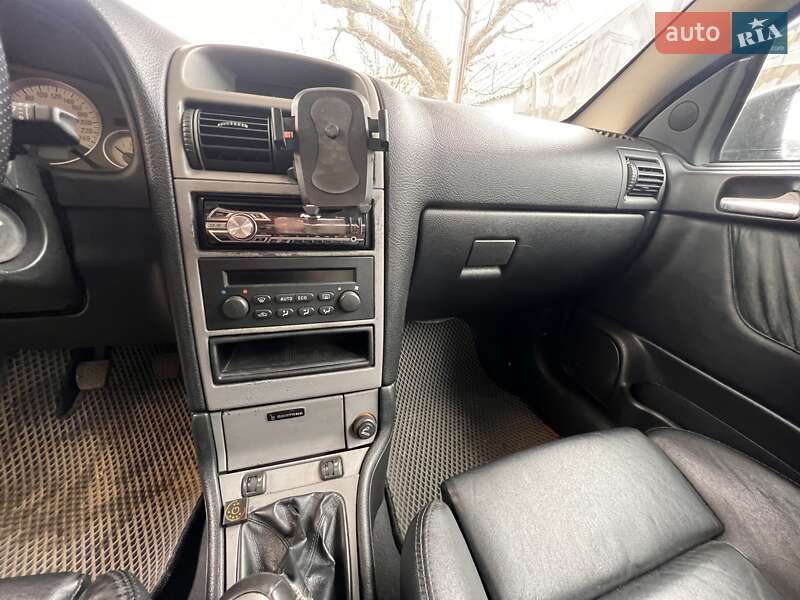 Купе Opel Astra 2001 в Павлограді