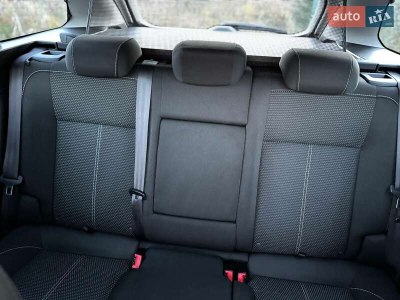 Универсал Opel Astra 2015 в Дрогобыче фото 66 Универсал Opel Astra 2015 в Дрогобыче