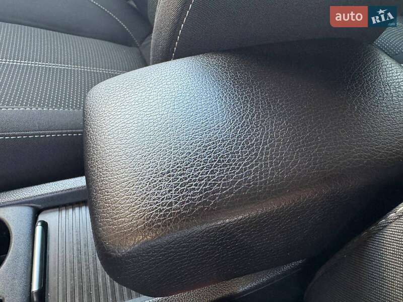 Универсал Opel Astra 2015 в Дрогобыче фото 79 Универсал Opel Astra 2015 в Дрогобыче