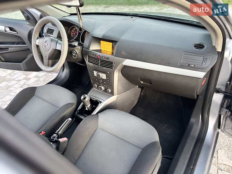 Универсал Opel Astra 2005 в Золочеве фото 60 Универсал Opel Astra 2005 в Золочеве