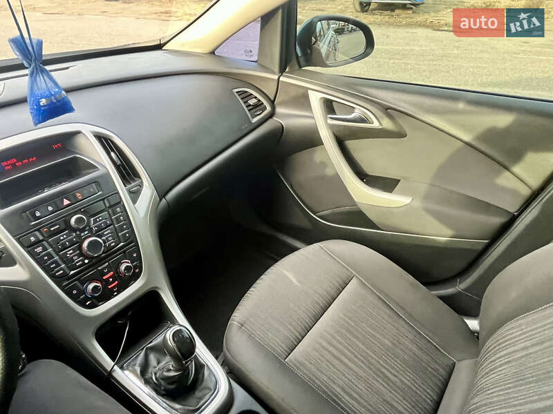 Универсал Opel Astra 2012 в Белой Церкви фото 25 Универсал Opel Astra 2012 в Белой Церкви