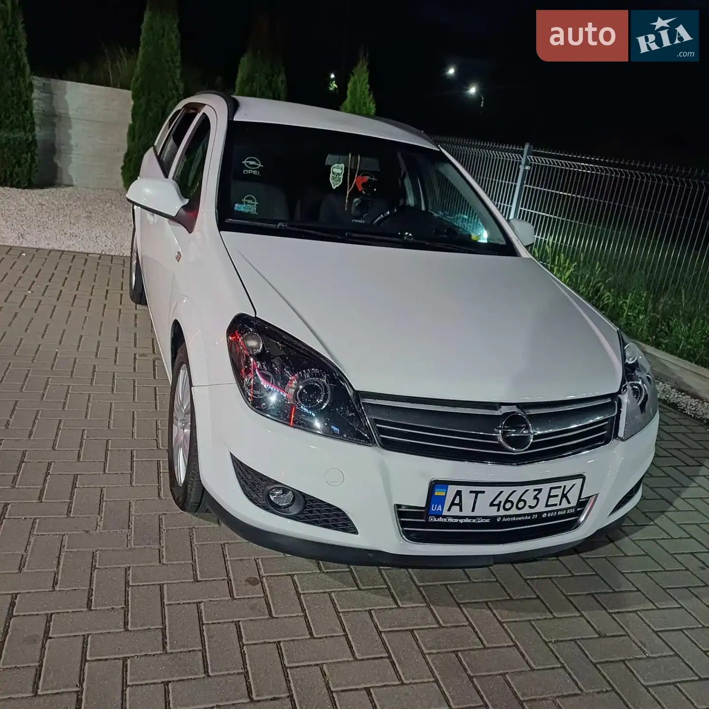 2010 Opel Astra - мініатюра 8