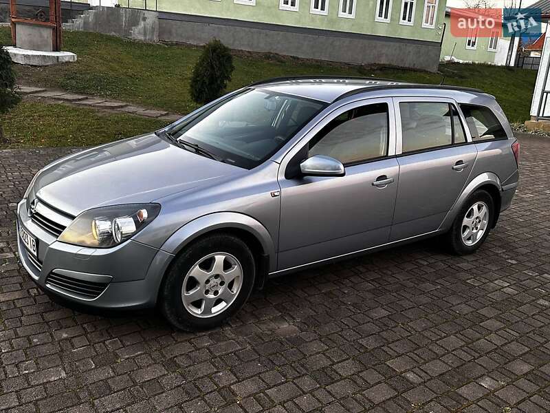 Универсал Opel Astra 2004 в Коломые