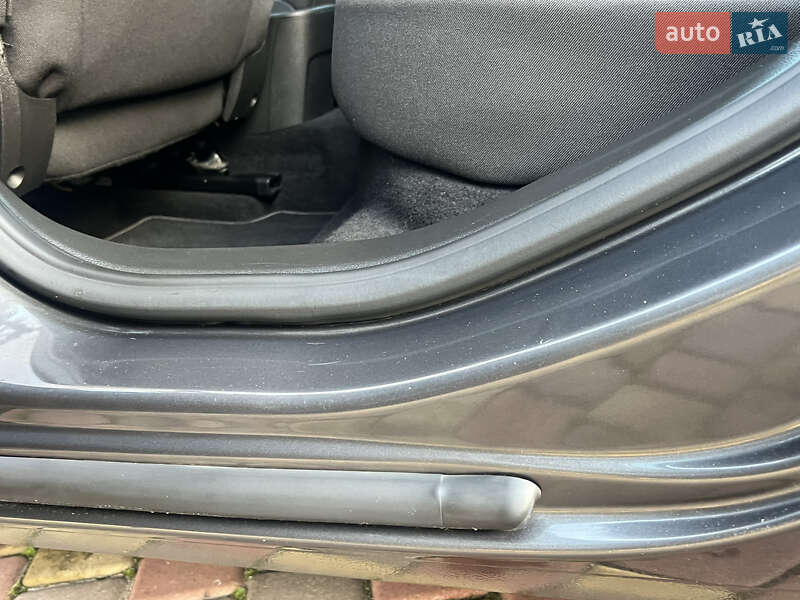 Хэтчбек Opel Astra 2011 в Хороле фото 83 Хэтчбек Opel Astra 2011 в Хороле