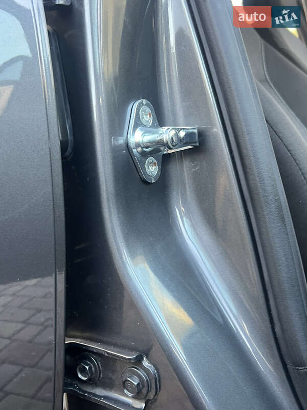 Хэтчбек Opel Astra 2011 в Хороле фото 106 Хэтчбек Opel Astra 2011 в Хороле