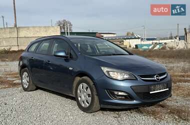 Универсал Opel Astra 2015 в Хмельницком