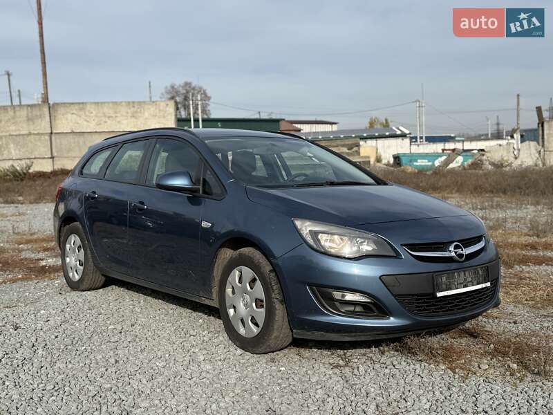 Opel Astra 2015