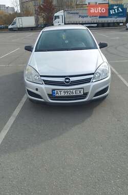 Хэтчбек Opel Astra 2008 в Ивано-Франковске