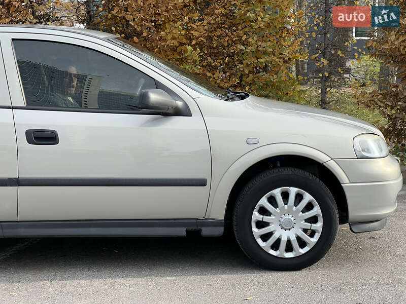 Седан Opel Astra 2006 в Києві фото 26 Седан Opel Astra 2006 в Києві