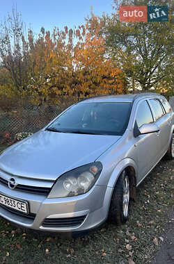 Универсал Opel Astra 2005 в Луцке