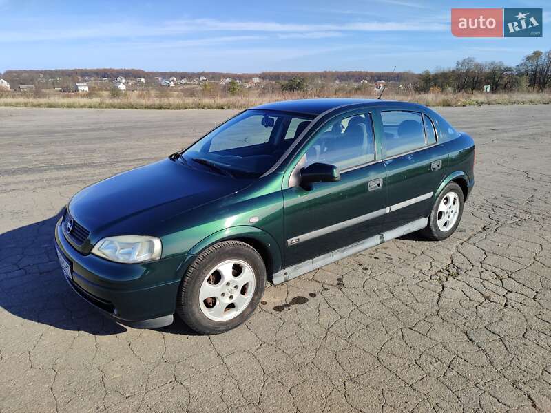 Хэтчбек Opel Astra 1999 в Баре