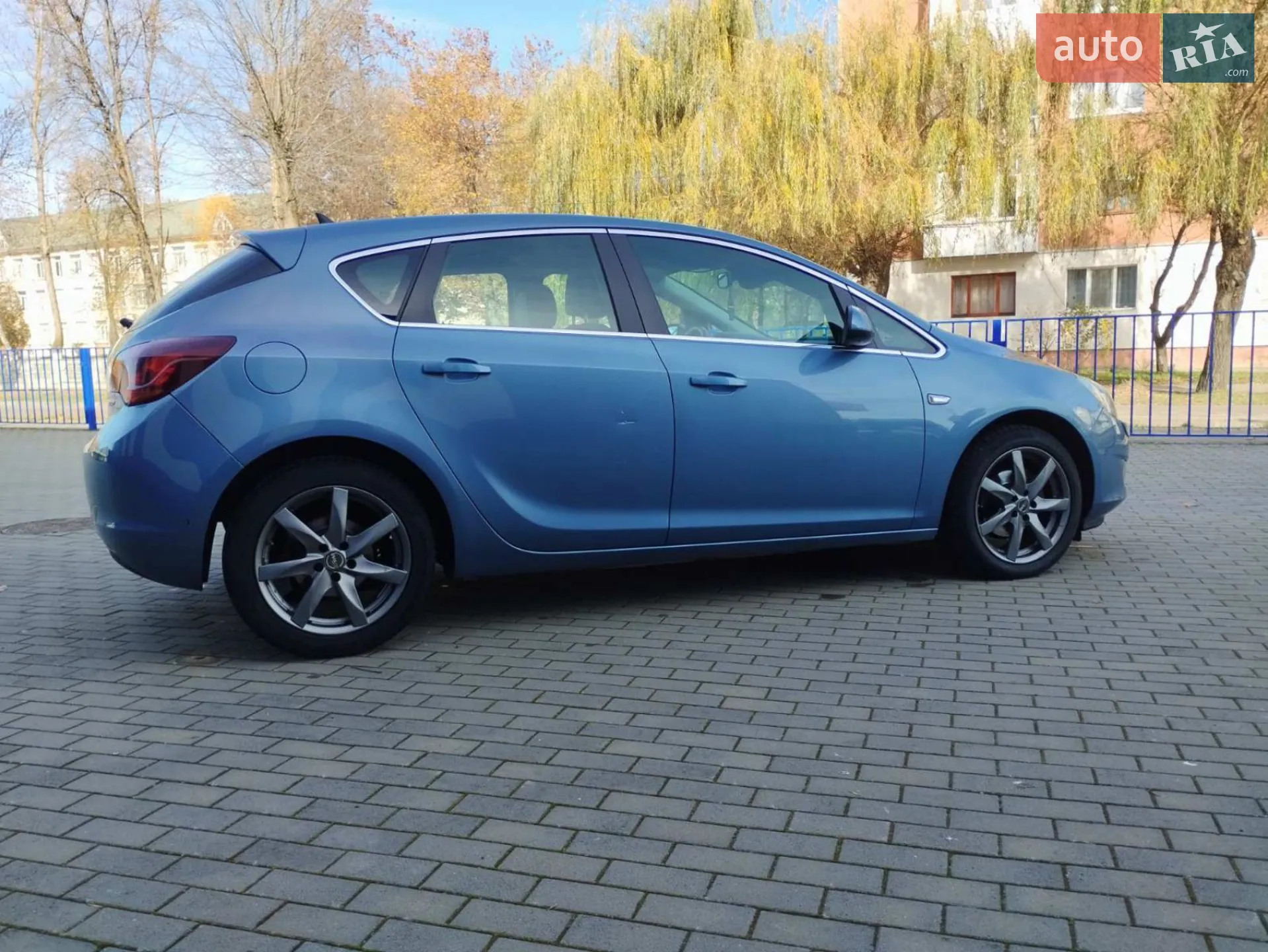 2010 Opel Astra - мініатюра 12