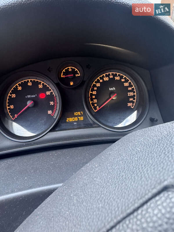 Хетчбек Opel Astra 2009 в Городку