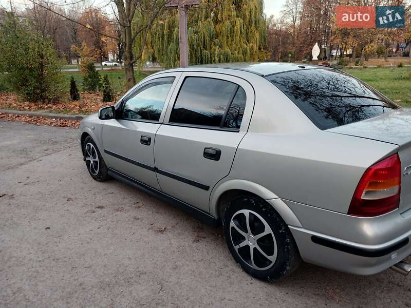 Седан Opel Astra 2007 в Тернополе фото 8 Седан Opel Astra 2007 в Тернополе