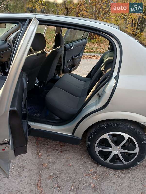 Седан Opel Astra 2007 в Тернополе фото 15 Седан Opel Astra 2007 в Тернополе