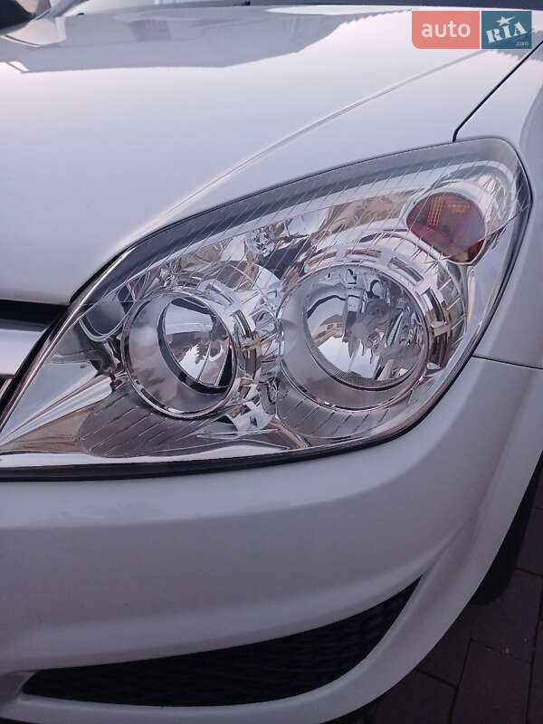 Универсал Opel Astra 2007 в Ровно фото 3 Универсал Opel Astra 2007 в Ровно