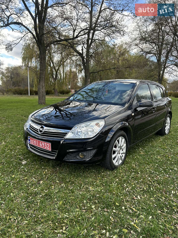 Хэтчбек Opel Astra 2009 в Белой Церкви