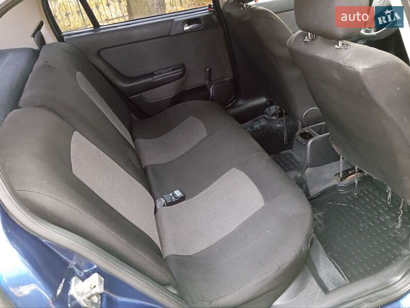 Седан Opel Astra 2005 в Володимирі фото 2 Седан Opel Astra 2005 в Володимирі