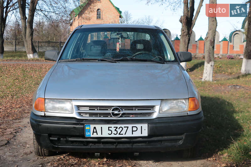 Седан Opel Astra 1992 в Сквире