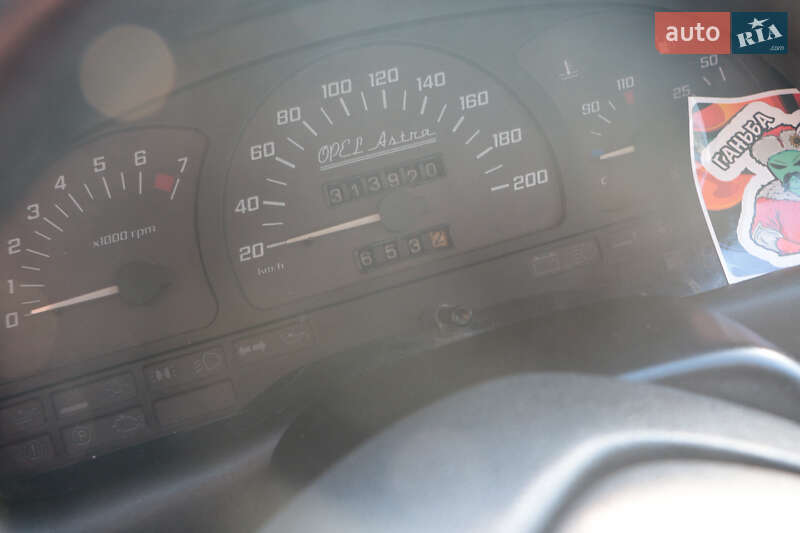 Седан Opel Astra 1992 в Сквире