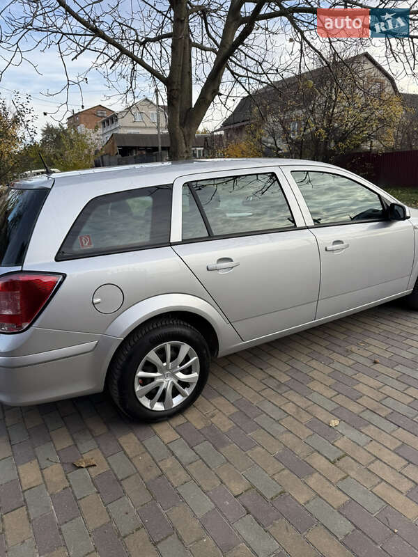 Универсал Opel Astra 2009 в Шепетовке фото 5 Универсал Opel Astra 2009 в Шепетовке