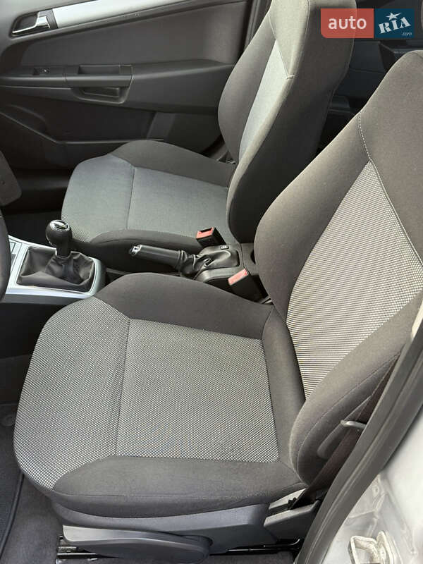 Универсал Opel Astra 2009 в Шепетовке фото 12 Универсал Opel Astra 2009 в Шепетовке