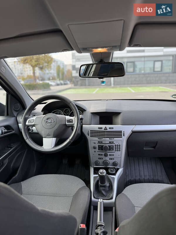 Універсал Opel Astra 2009 в Черкасах фото 7 Універсал Opel Astra 2009 в Черкасах