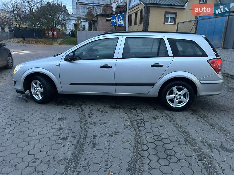Универсал Opel Astra 2009 в Луцке фото 8 Универсал Opel Astra 2009 в Луцке