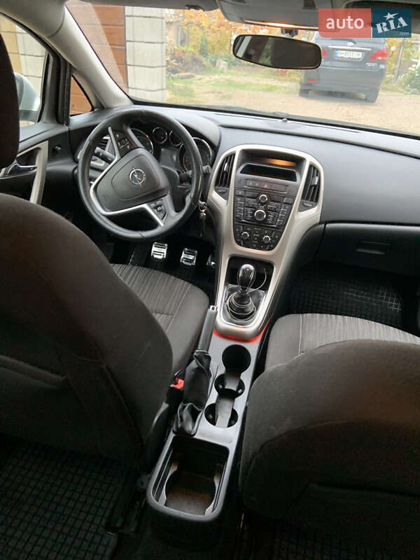 Универсал Opel Astra 2011 в Одессе фото 13 Универсал Opel Astra 2011 в Одессе