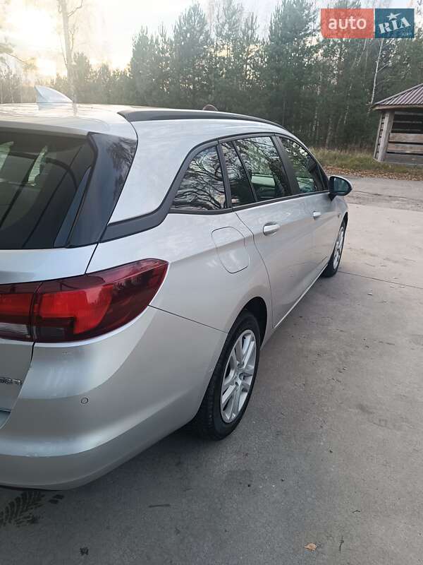 Универсал Opel Astra 2018 в Славуте