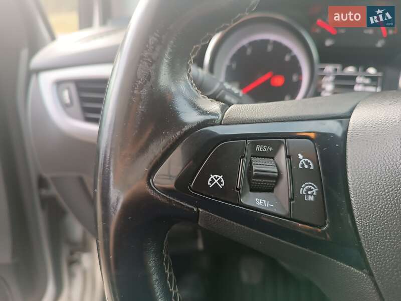 Универсал Opel Astra 2018 в Славуте