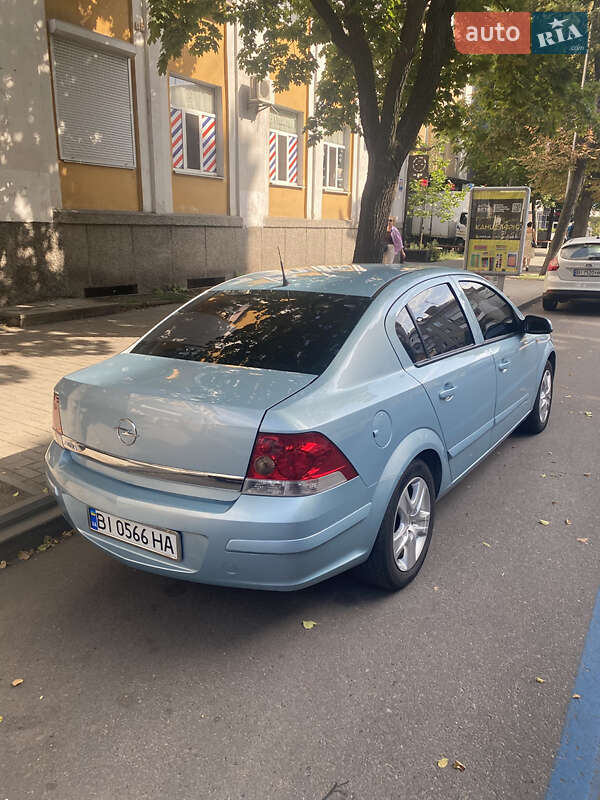 Седан Opel Astra 2009 в Кременчуці фото 4 Седан Opel Astra 2009 в Кременчуці