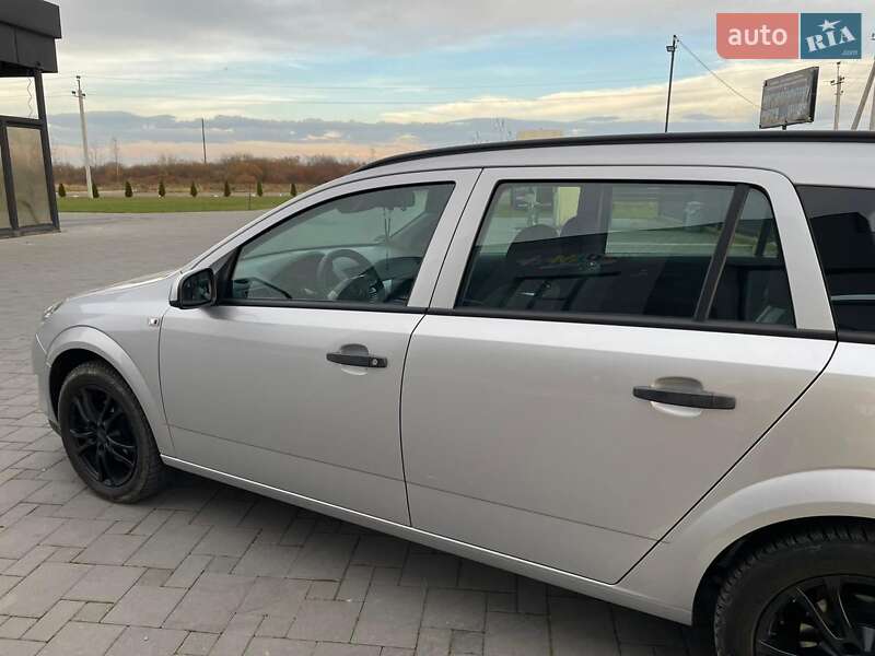 Универсал Opel Astra 2009 в Рожнятове фото 27 Универсал Opel Astra 2009 в Рожнятове