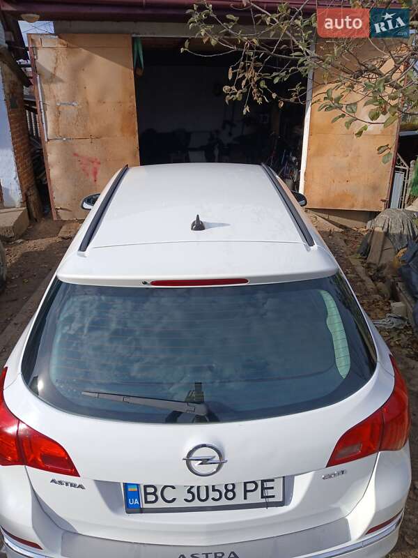 Универсал Opel Astra 2015 в Стрые фото 3 Универсал Opel Astra 2015 в Стрые
