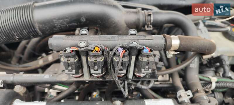 Седан Opel Astra 2006 в Днепре