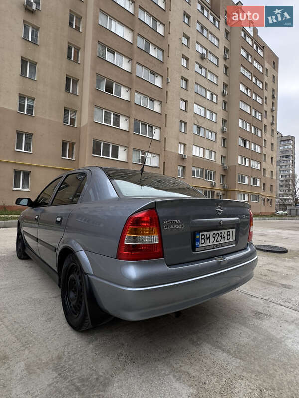 Седан Opel Astra 2008 в Сумах