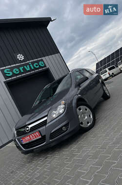 Универсал Opel Astra 2006 в Владимире