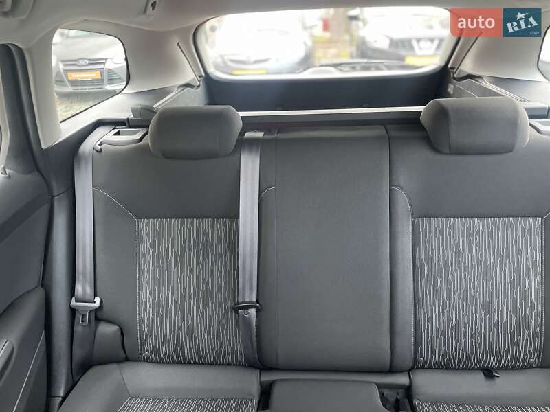 Універсал Opel Astra 2014 в Сумах