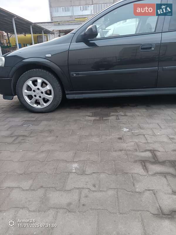 Универсал Opel Astra 2000 в Житомире