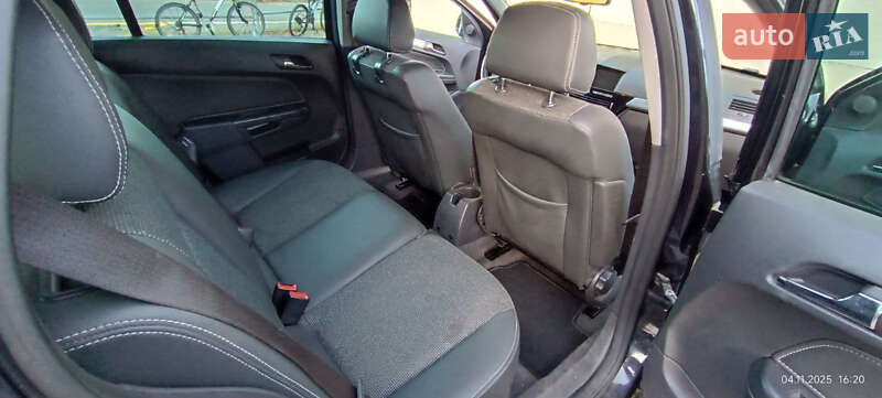 Универсал Opel Astra 2009 в Киеве