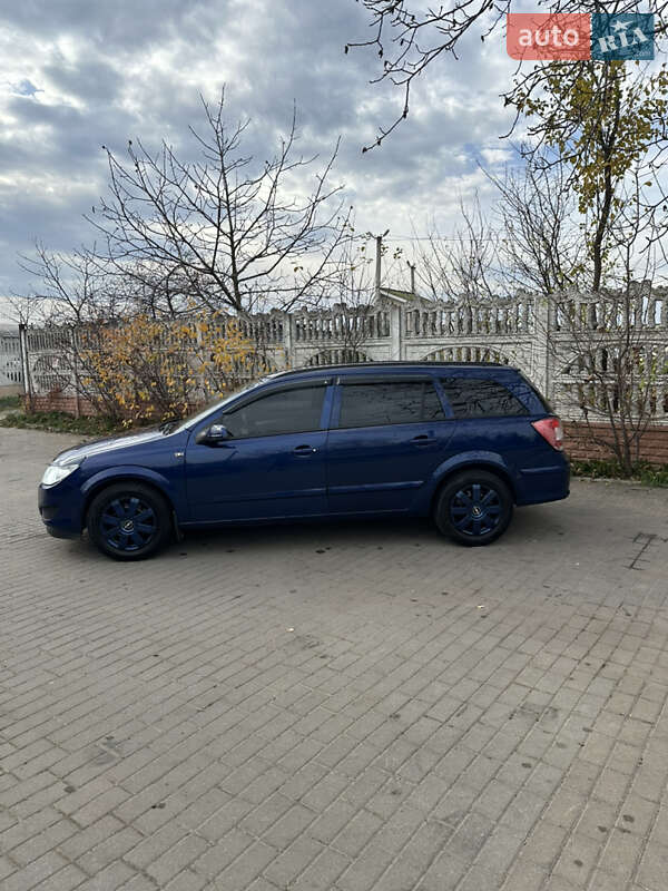 Універсал Opel Astra 2007 в Києві